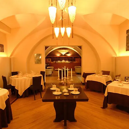 Palazzo Delle Stelline Hotel Milão